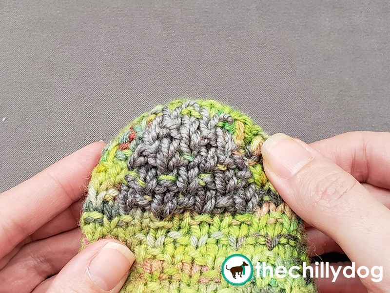 Mending Your Knits with Duplicate Stitch