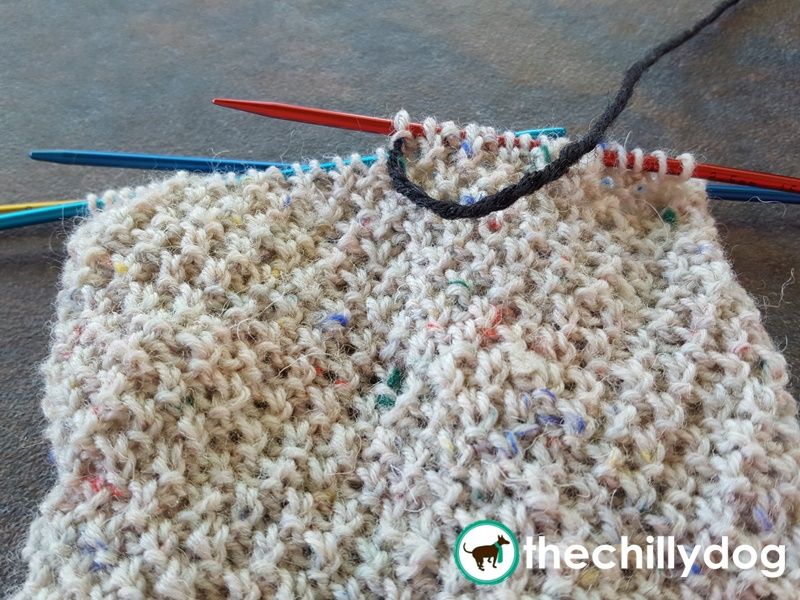 A fuss-free way to change yarn colors in your knitting.